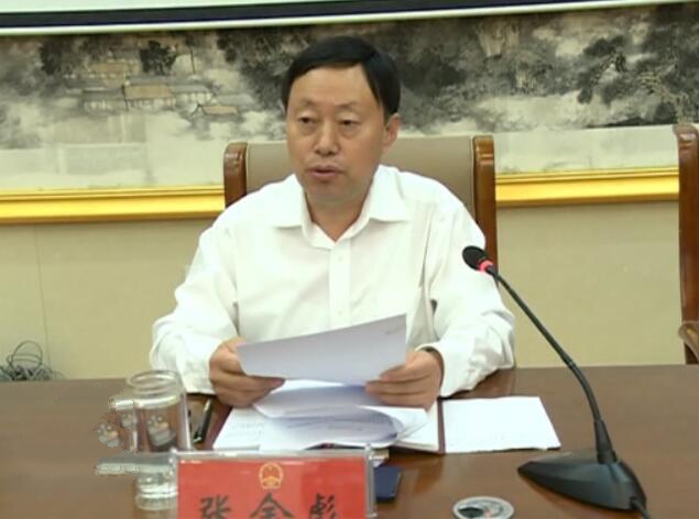 縣十六屆人大常委會(huì)舉行第十八次會(huì)議.jpg