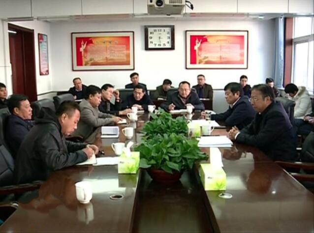 史林友主持召開全域旅游示范區(qū)創(chuàng)建工作領(lǐng)導(dǎo)小組會議.jpg
