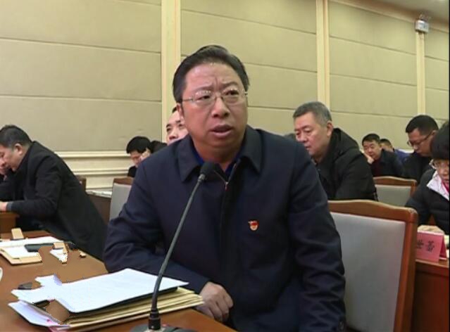 我縣組織收聽收看省市扶貧成效考核反饋問題整改工作會(huì)議.jpg