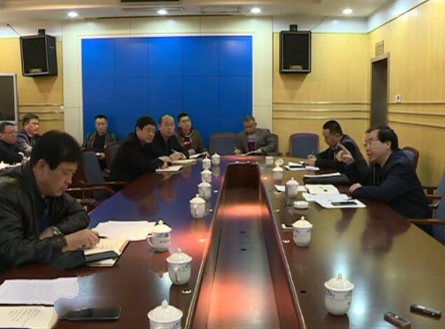 王錦山主持召開城鄉(xiāng)生態(tài)環(huán)境深度治理攻堅行動調度會議.jpg