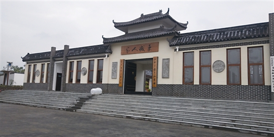 12164664_832870.jpg