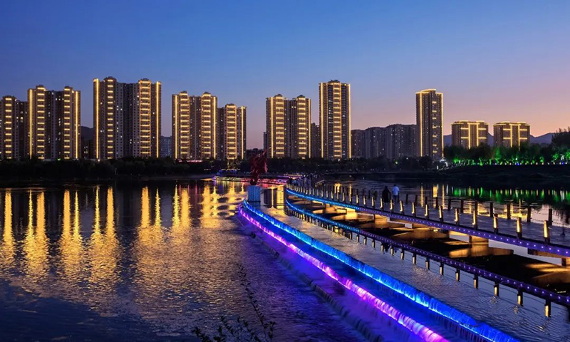 灤水灣夜景.jpg